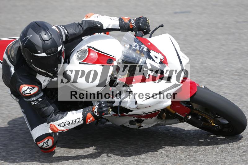 /Archiv-2024/29 12.06.2024 MOTO.CH Track Day ADR/Gruppe rot/114